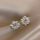 Elegant and exquisite opal petal circle stud earrings in gold